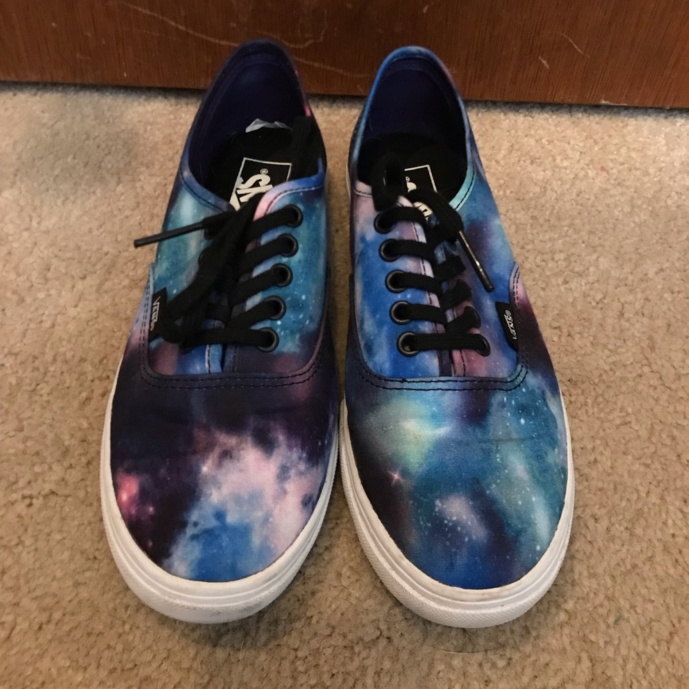 Vans size 6.5 authentic lo pro